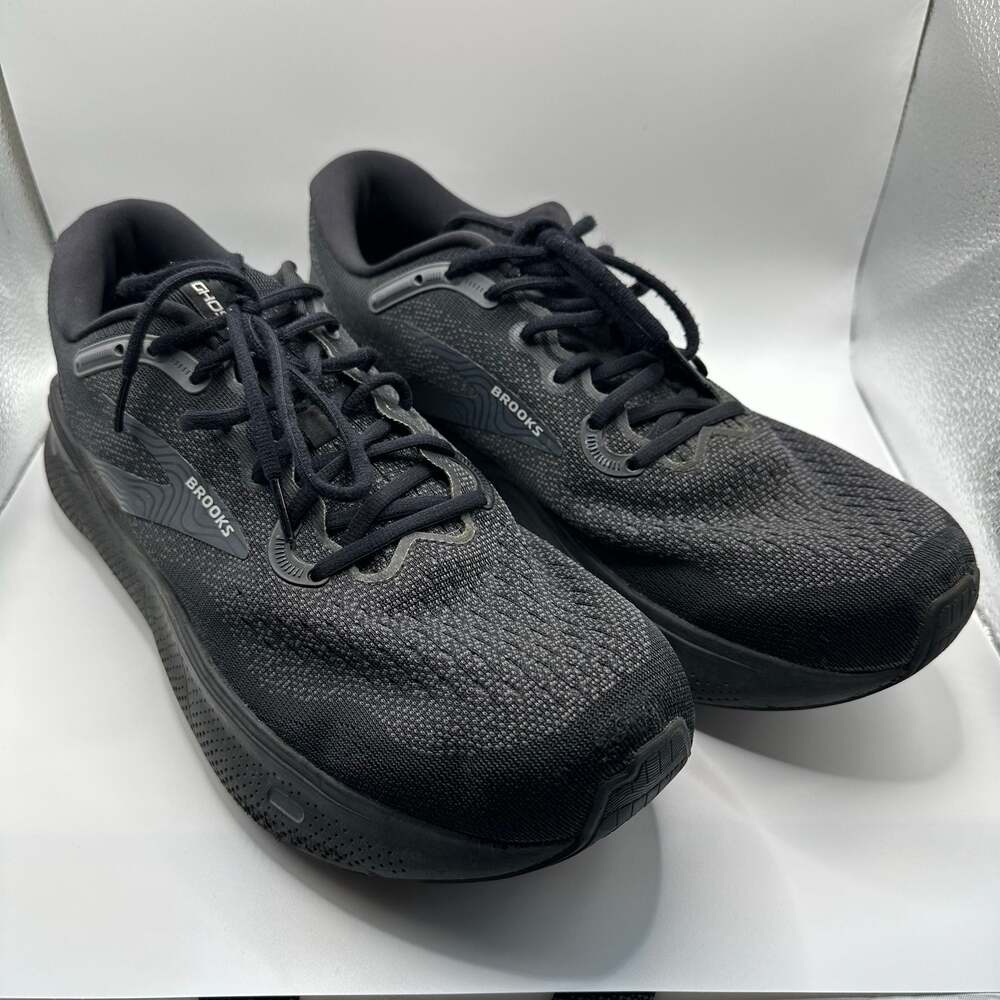 Brooks Ghost Max Running Shoes Mens 12 D US Black Cushioned Comfort Athletic